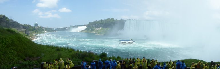 Toronto & Niagara Falls Travel Guide 2025: Insider Tips, Hidden Gems & Must-See Attractions